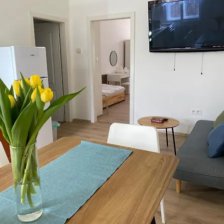 Apartment Ipak Prague Exterior photo